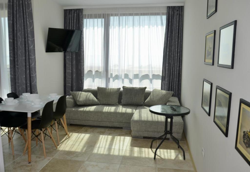 Liberty Residence Primorsko Exterior photo